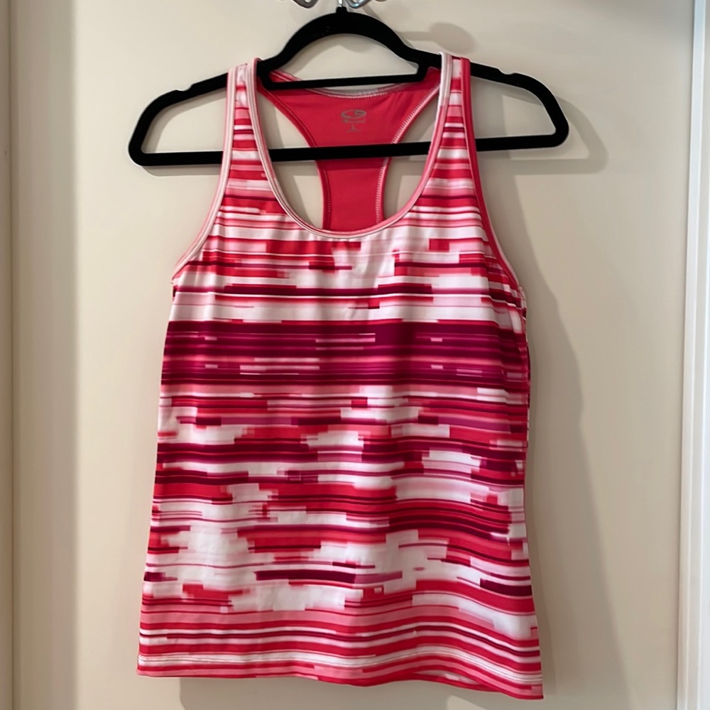Champion sport top